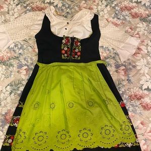 Green dirndl size 14-16